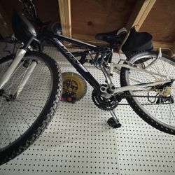 Huffy Stone Mountain Hardtail Mountain Bike