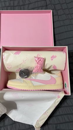Jordan 1 Low Travis Scott Shy Pink - Size 13