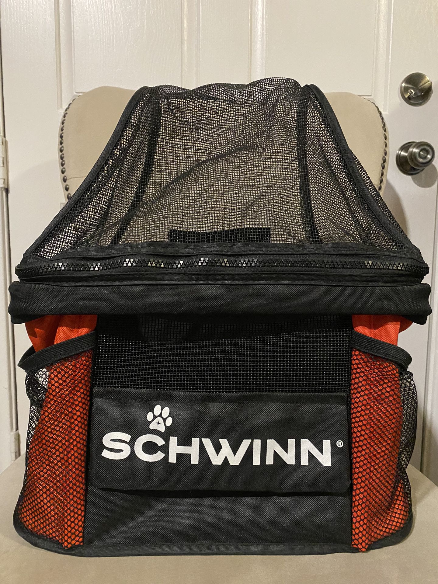 New Schwinn Pet Bike Basket/Carrier