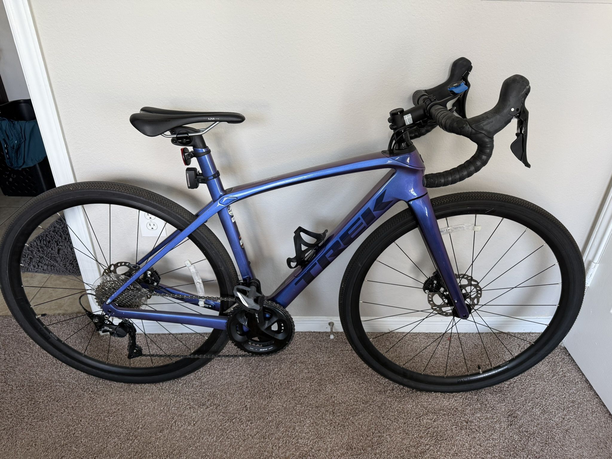 2020 TREK Domane Sl5 Carbon Bike