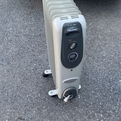 Pelonis oil-filled electric radiator heater