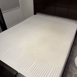 RV Short Queen Adjustable Bed + Memory Foam Mattress w/ Remote (60x75)