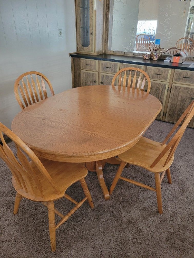 Solid Oak Table With 6 Chairs