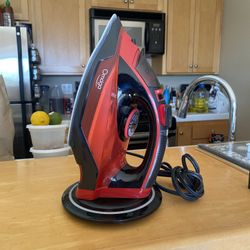 Omaiga Cordless Iron