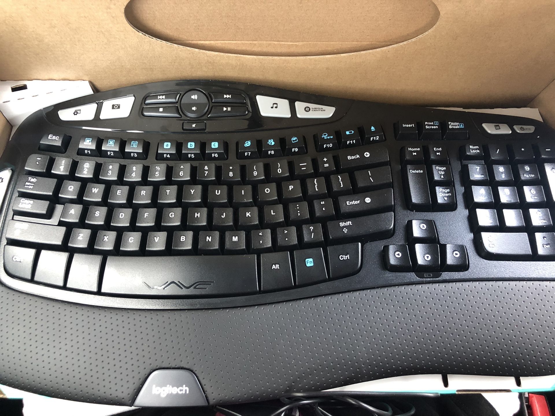 Keyboard & Mouse Wireless Logitech