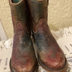 Genuine CORRAL ladies leather Western/Cowboy Short Boot