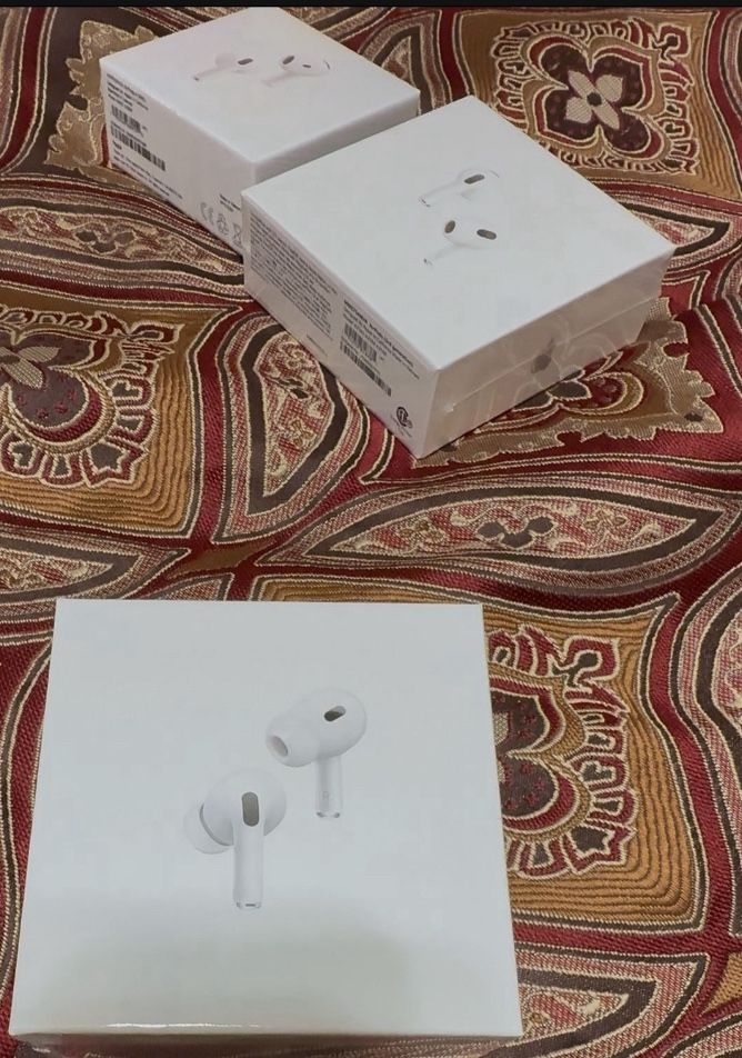 AirPods