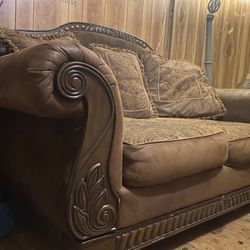  Couch And Love Seat Set