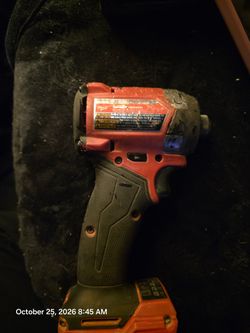 Milwaukee fuel 1/4 hex m18 impact driver