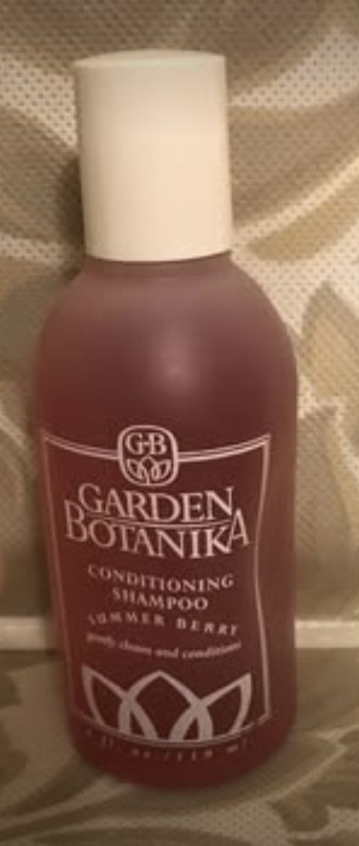 Garden Botanika Summer Berry Conditioning Shampoo