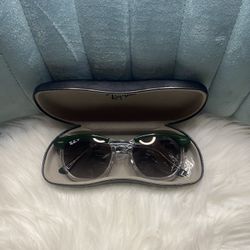 Ray-Ban Classic Black Aviator Sunglasses with Case – Unisex, Stylish & Durable