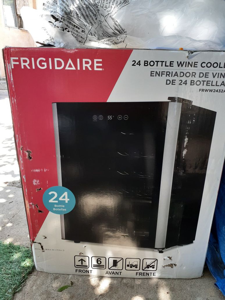Frigidaire 24 bottle wine cooler