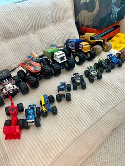 Jumbo/ Regular Size Hot Wheels Trucks