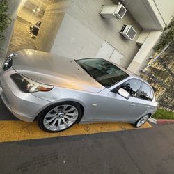 2005 BMW 545i