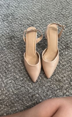 Cynthia Rowley Nude Pointed Toe Shoes 
