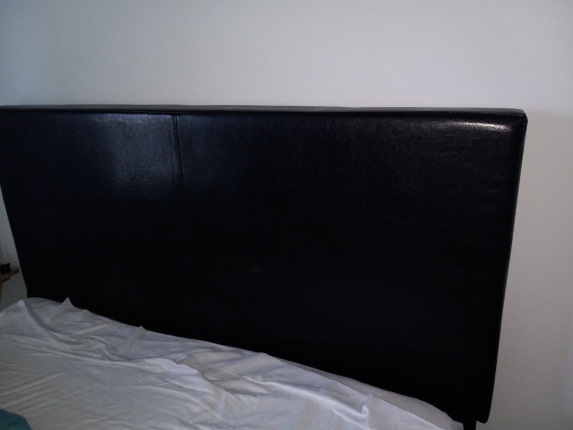 Full Size Bed With Mattress/Box Spring (Brand New) FOR SALE $300