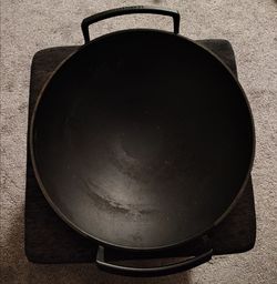 Le Creuset Cast Iron Wok