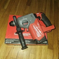 Milwaukee Rotary Hammer Drill  M18