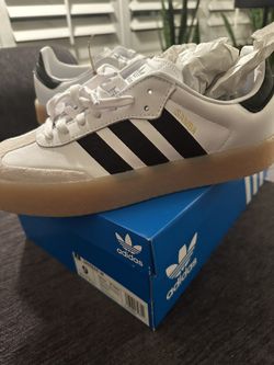 Women’s Adidas Sambae