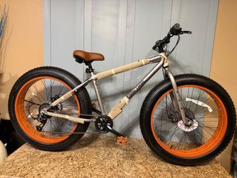 Ozark Trail M.3 Ranger Fat Tire Bike, 26-inch Wheels, Fits Teen and Adult Riders 5'5"–5'10", Unisex