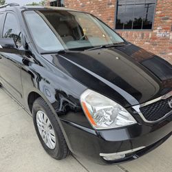 2014 KIA Sedona