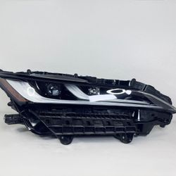 2021 - 2023 TOYOTA VENZA PROJECTOR RH PASSENGER SIDE HEADLIGHT OEM