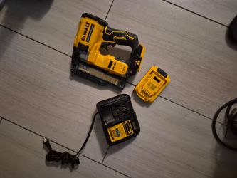 Dewalt pin nailer