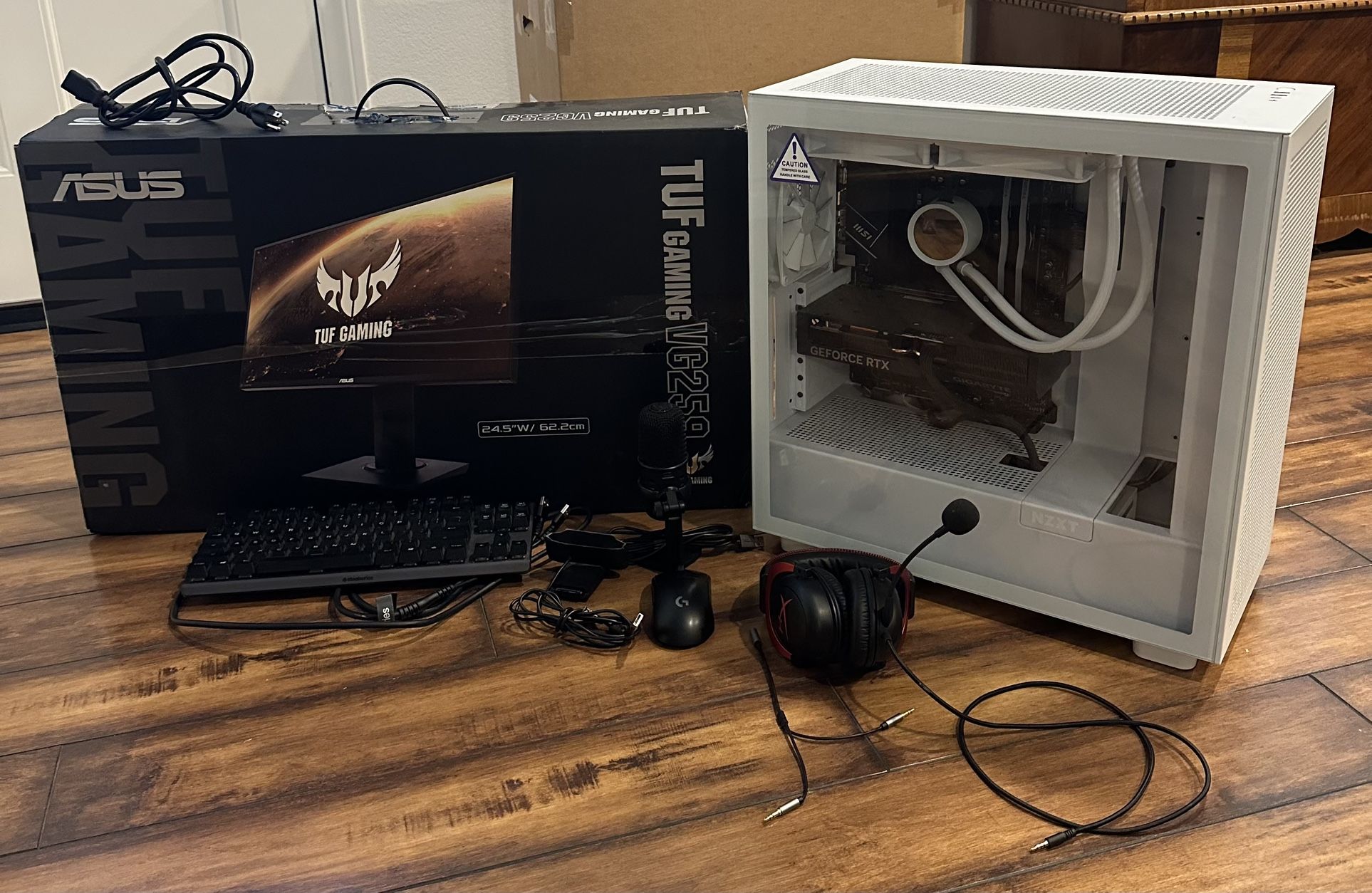 NZXT Gaming PC With Accessories