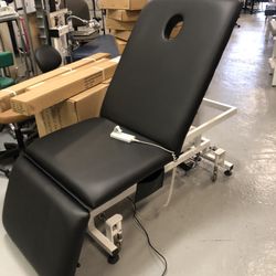 Brand New In The Box Medical HI LO ELECTRIC PHYSICAL THERAPY TABLE