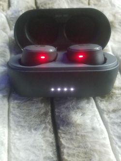 Newish Skull Candy Sesh Anc