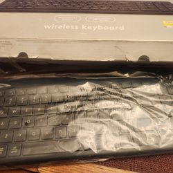 Brand NEW heyday Bluetooth wireless Keyboard - Black & Gold