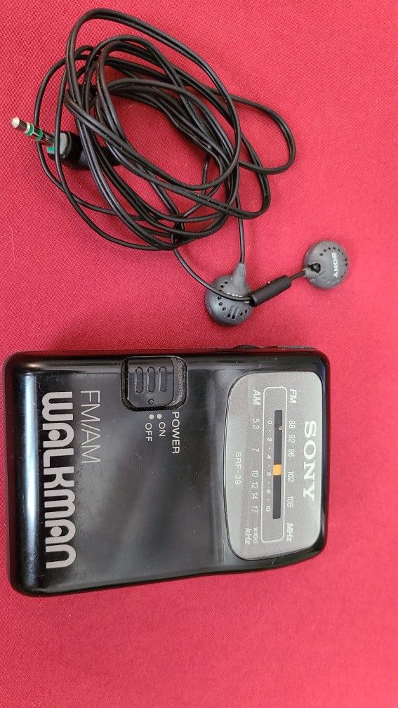 Vintage SRF-39 Sony AM/FM Radio Walkman with Corded Earbuds + Belt Clip