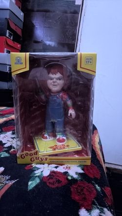 Good Guys Chucky Deluxe Vinyl Figure for sale perfect condition