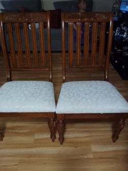 SET OF TWO CHAIRS FINE OAK DINING CHAIRS $45 FOR BOTH