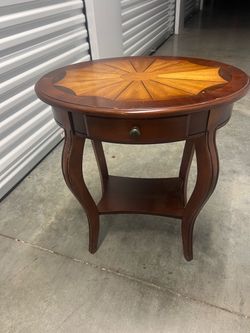 End table