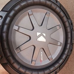 2 10' Kicker Comp Rt's Subs