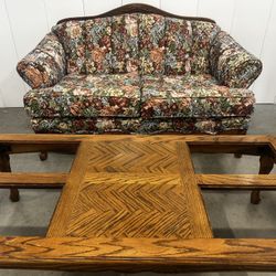 VINTAGE FLORAL LOVESEAT W/ FREE DELIVERY 