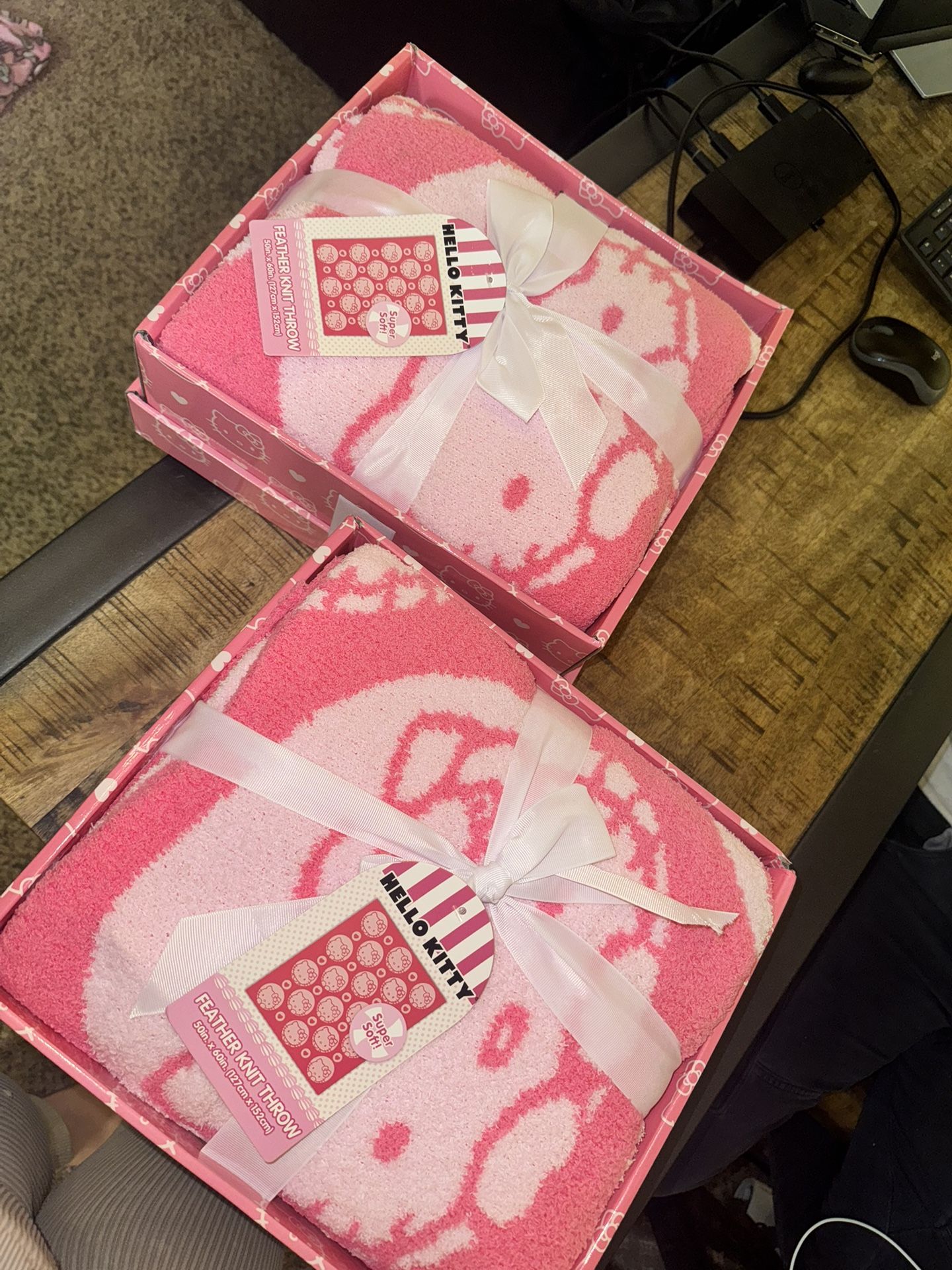 Hello Kitty Blanket In Box