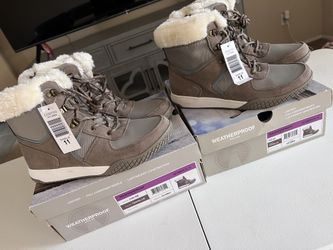 Woman’s size 11