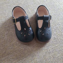 Toddler Girl Size 6  Shoes 