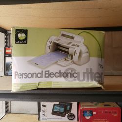 Cricut Personal Electronic Cuter