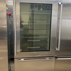 SUB ZERO 36”WIDE BUILT IN BOTTOM FREEZER GLASS VIEW 