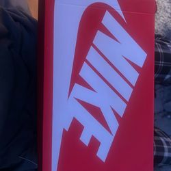 Size 10 Woman’s Air Force 1’s