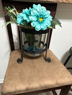 Glass vases $6