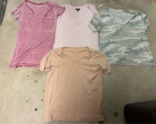 Size extra small bundle of  v neck tee shirts