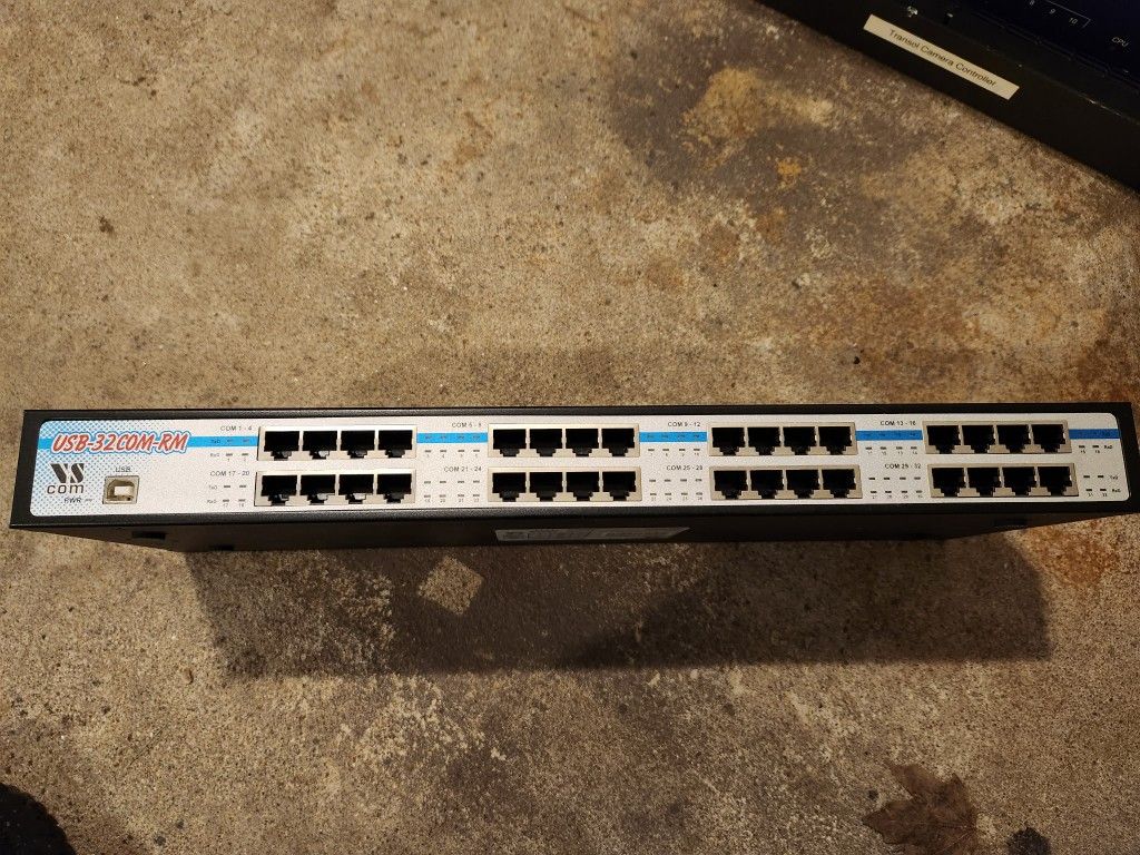 Coolgear USB to 32 Port COM RS-232 Serial Adapter FTDI Chipset USB-32COM-RM Ears