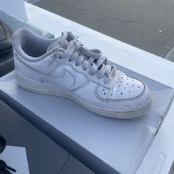 Air Forces Size 7 