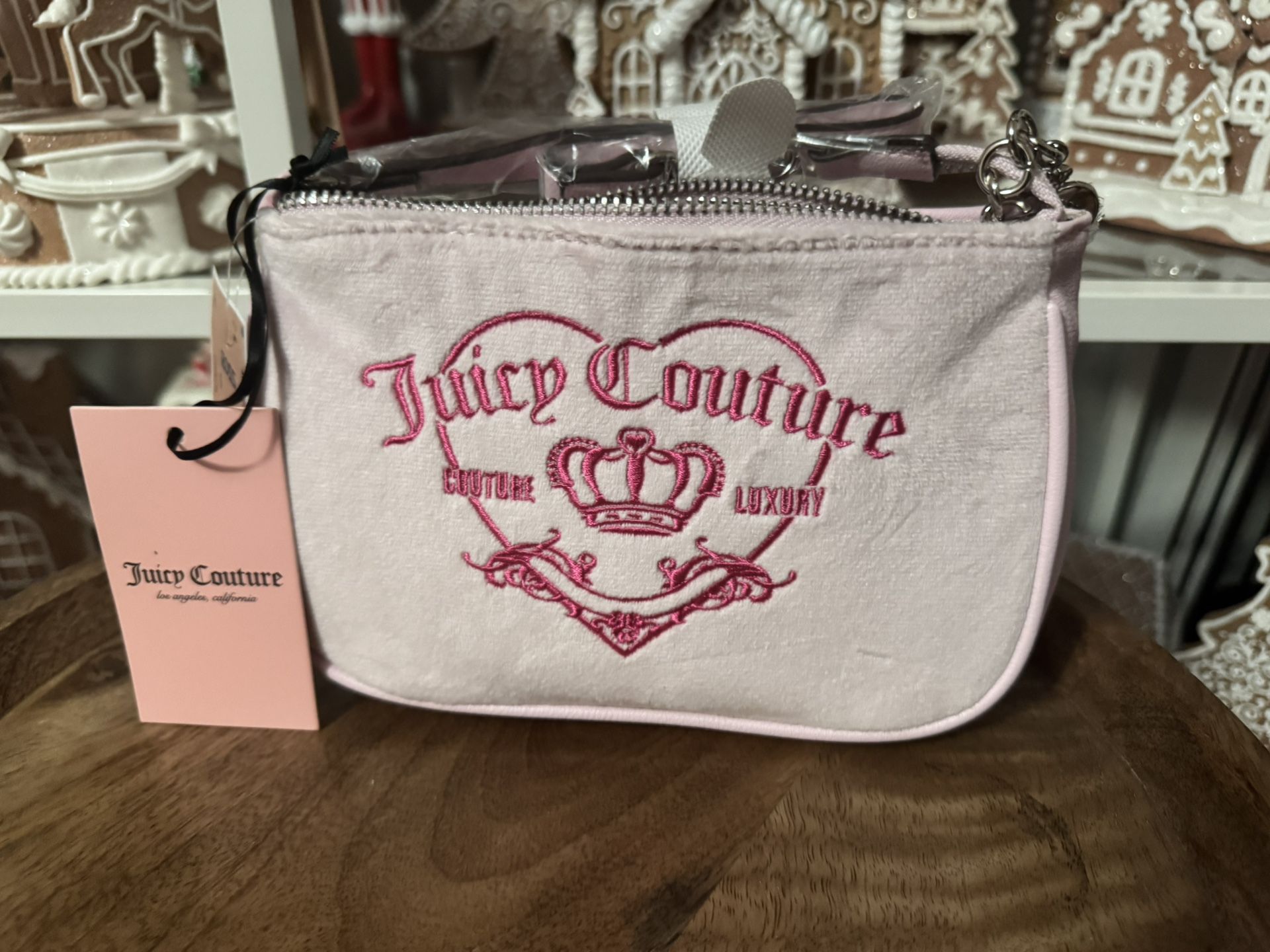 Juicy Wristlet
