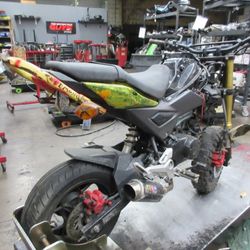 PARTED OUT - 2018 17-20 Honda Grom 125 - Motorcycle parts - 001955