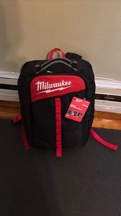 Milwaukee low profile backpack